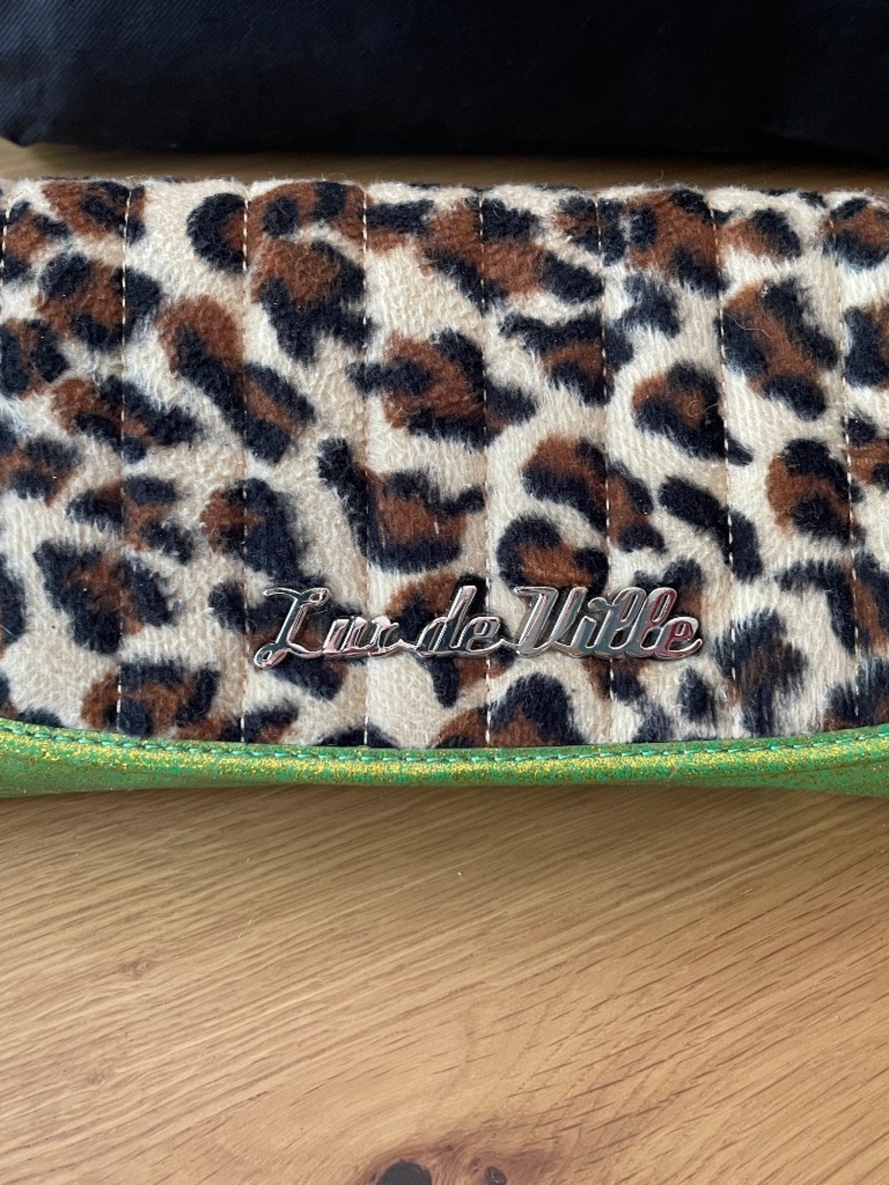 Lux de Ville Shimmering Green Metallic Wristlet